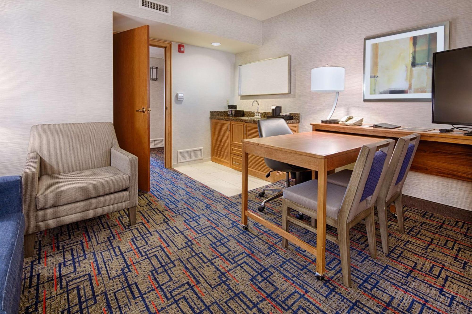 Embassy Suites By Hilton Chicago O'Hare Rosemont Exterior foto